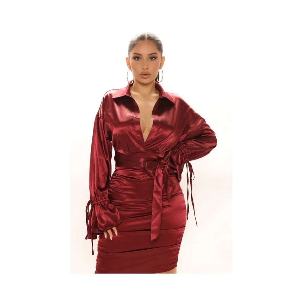 Large NWT Fashion Nova Unmatched Satin Midi Dress -Burgundy